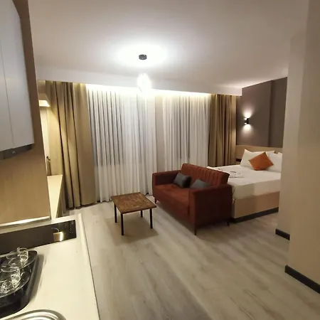 Falcon Apartment *