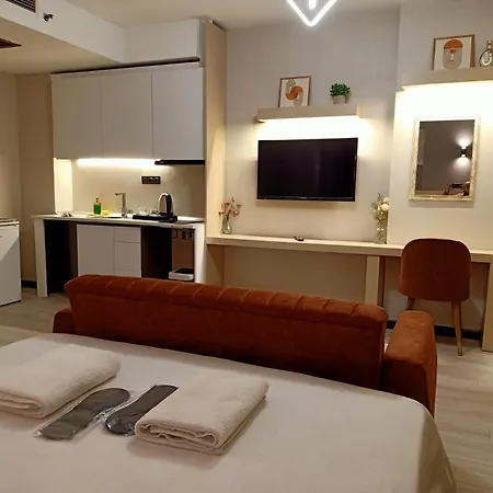 Falcon Apartment *